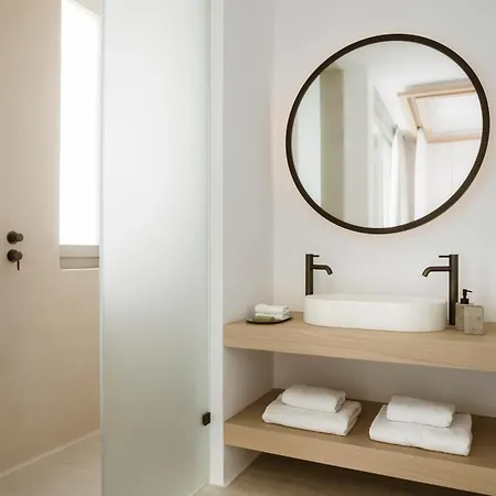 Mykonos Flow - 5* Super Paradise Beach (Mykonos)