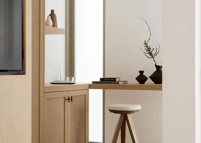 Mykonos Flow - Super Paradise, Adults Only 超级天堂海滩