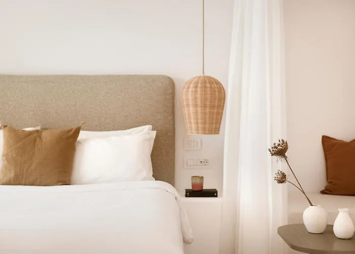 Mykonos Flow - Super Paradise, Adults Only